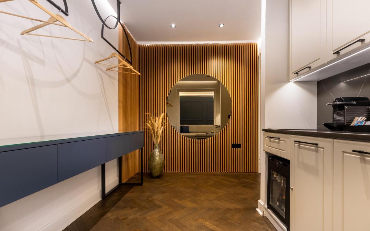 One Luxury Suites Belgrado Exterior foto